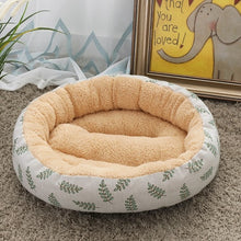 Load image into Gallery viewer, FUNABKY 50*12cm Geometric Patterns Cotton soft Dog Bed Washable
